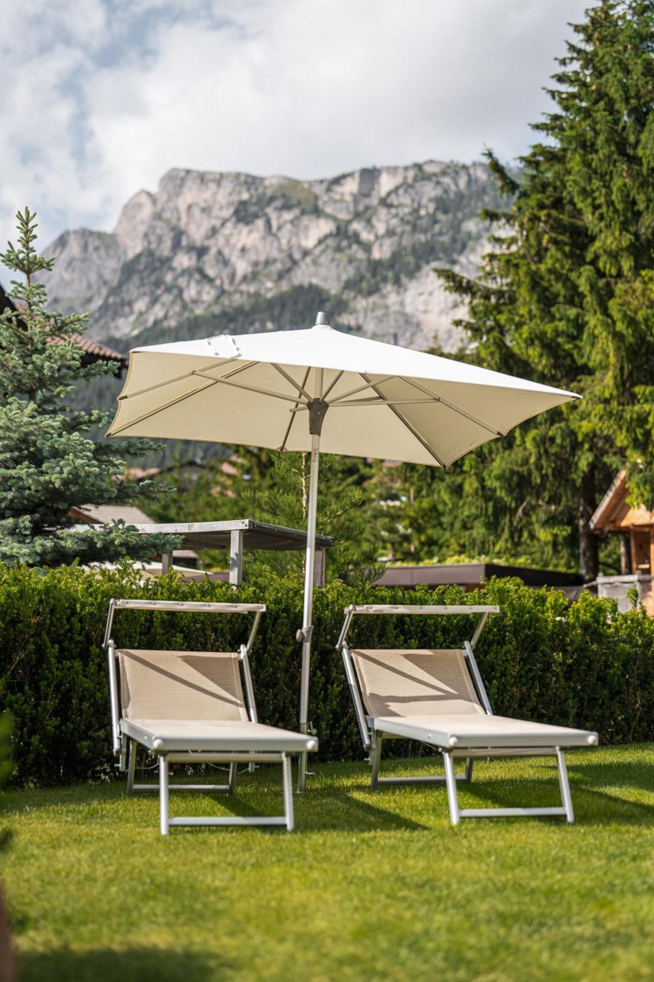 Arya Alpine Lodge Sëlva Buitenkant foto