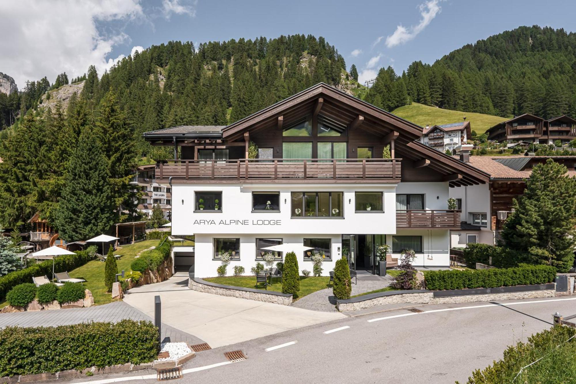 Arya Alpine Lodge Sëlva Buitenkant foto