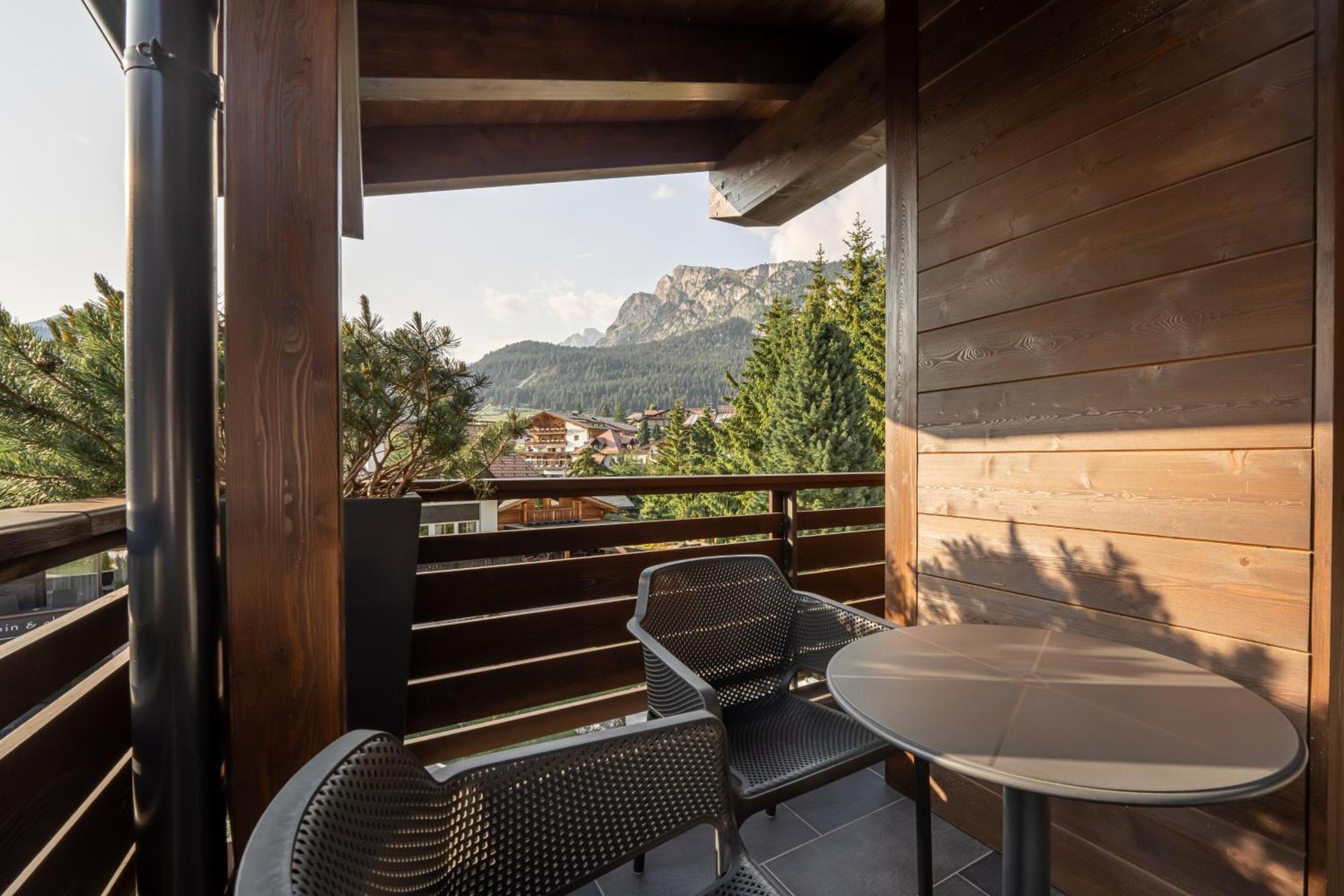 Arya Alpine Lodge Sëlva Buitenkant foto